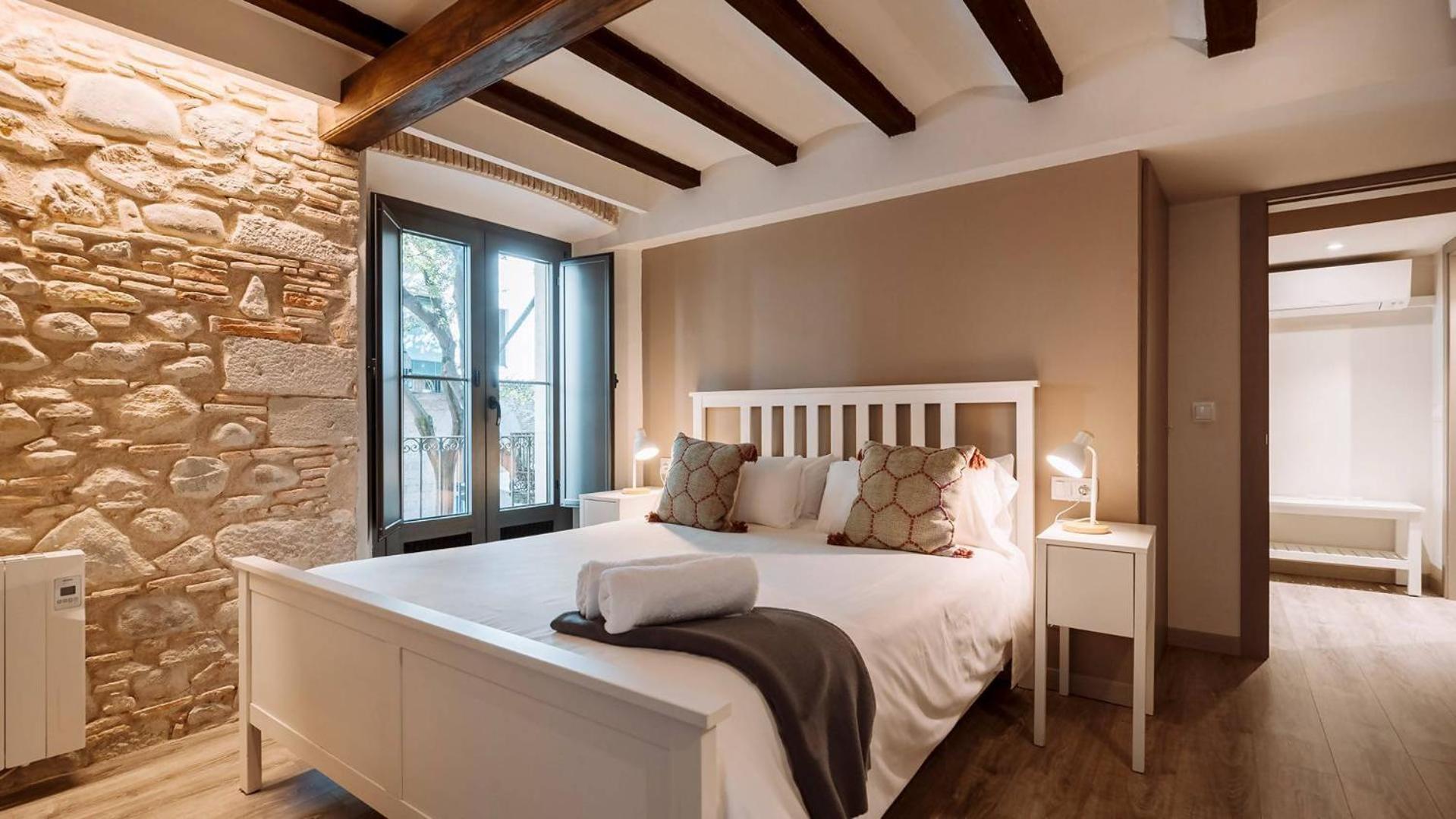 Old Town Duplex With Character Apartment Херона Екстериор снимка